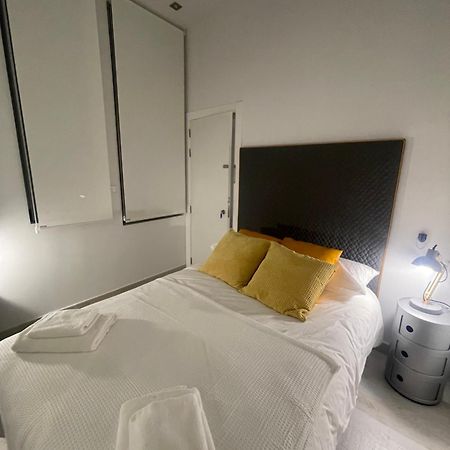 Appartement Casa De Huespedes Almirante Madrid Extérieur photo