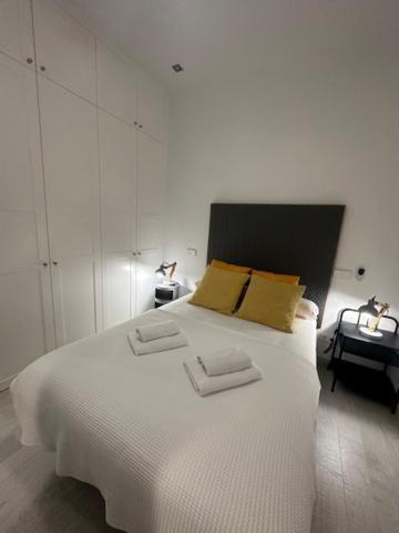 Appartement Casa De Huespedes Almirante Madrid Extérieur photo