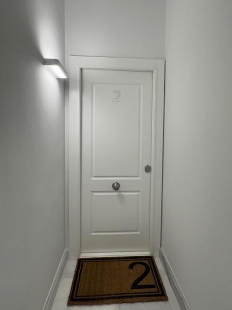 Appartement Casa De Huespedes Almirante Madrid Extérieur photo