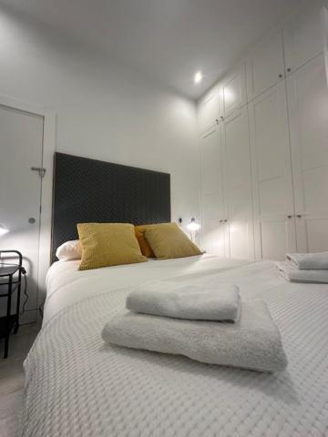 Appartement Casa De Huespedes Almirante Madrid Extérieur photo