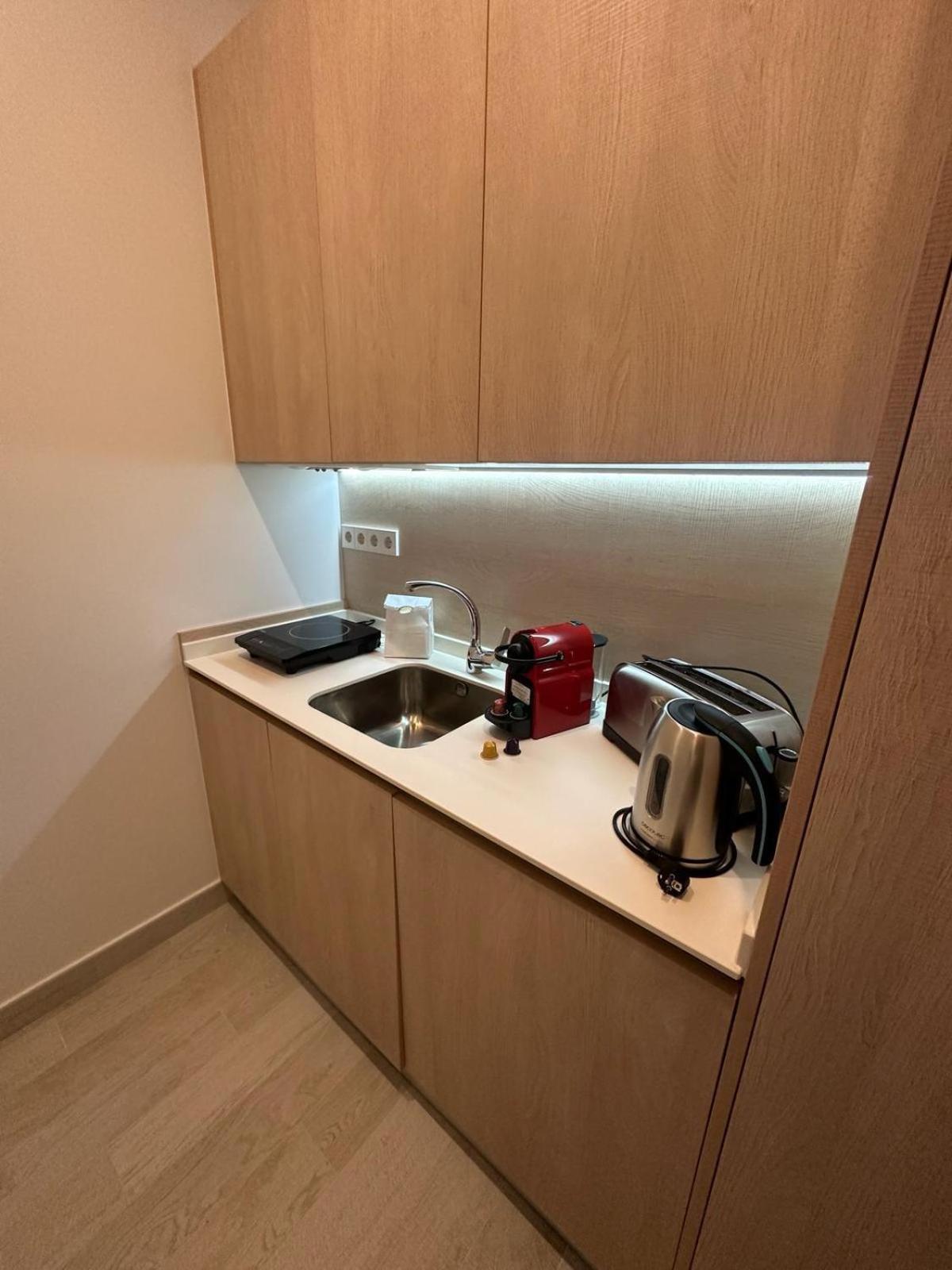 Appartement Casa De Huespedes Almirante Madrid Extérieur photo