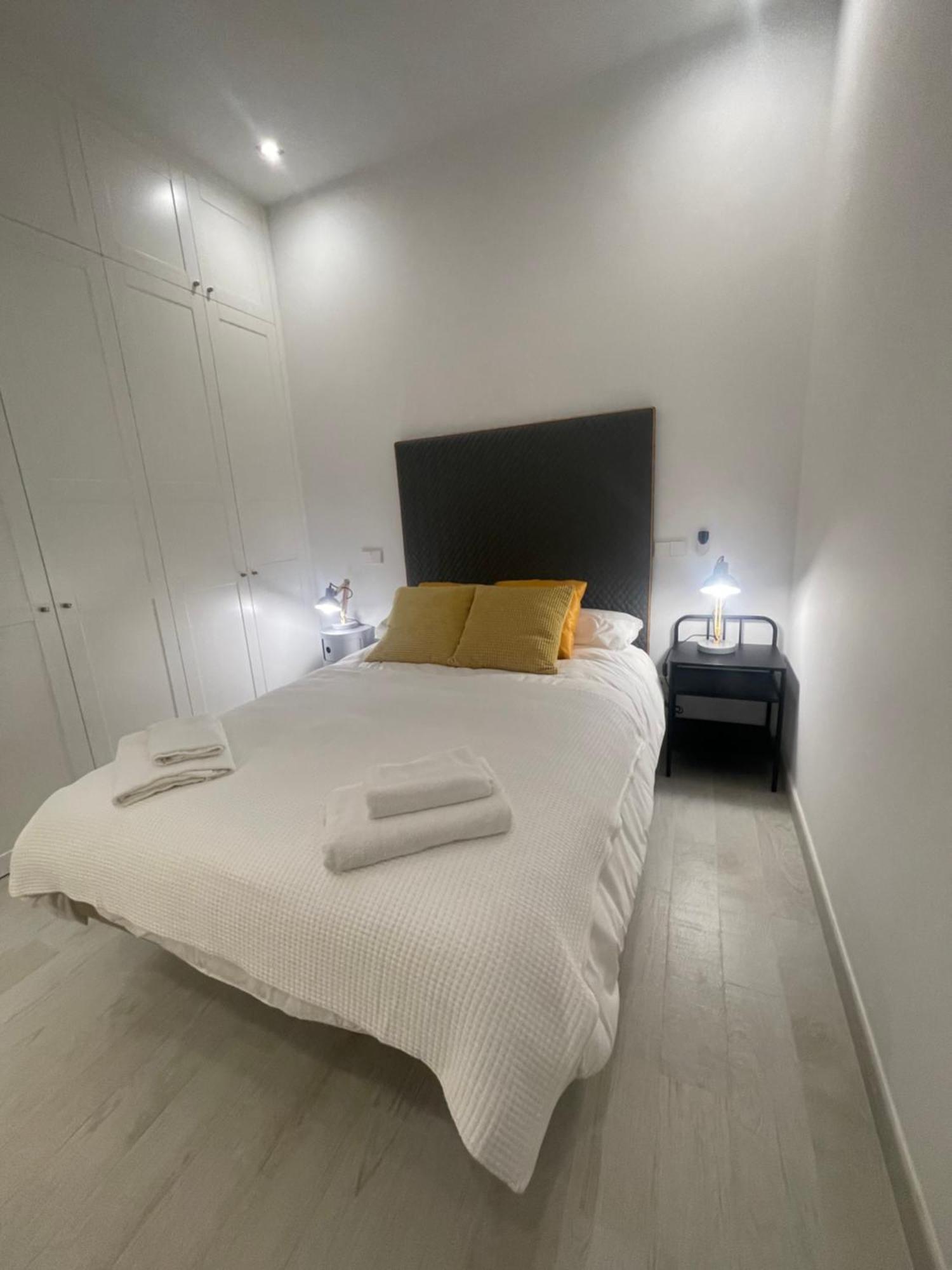 Appartement Casa De Huespedes Almirante Madrid Extérieur photo