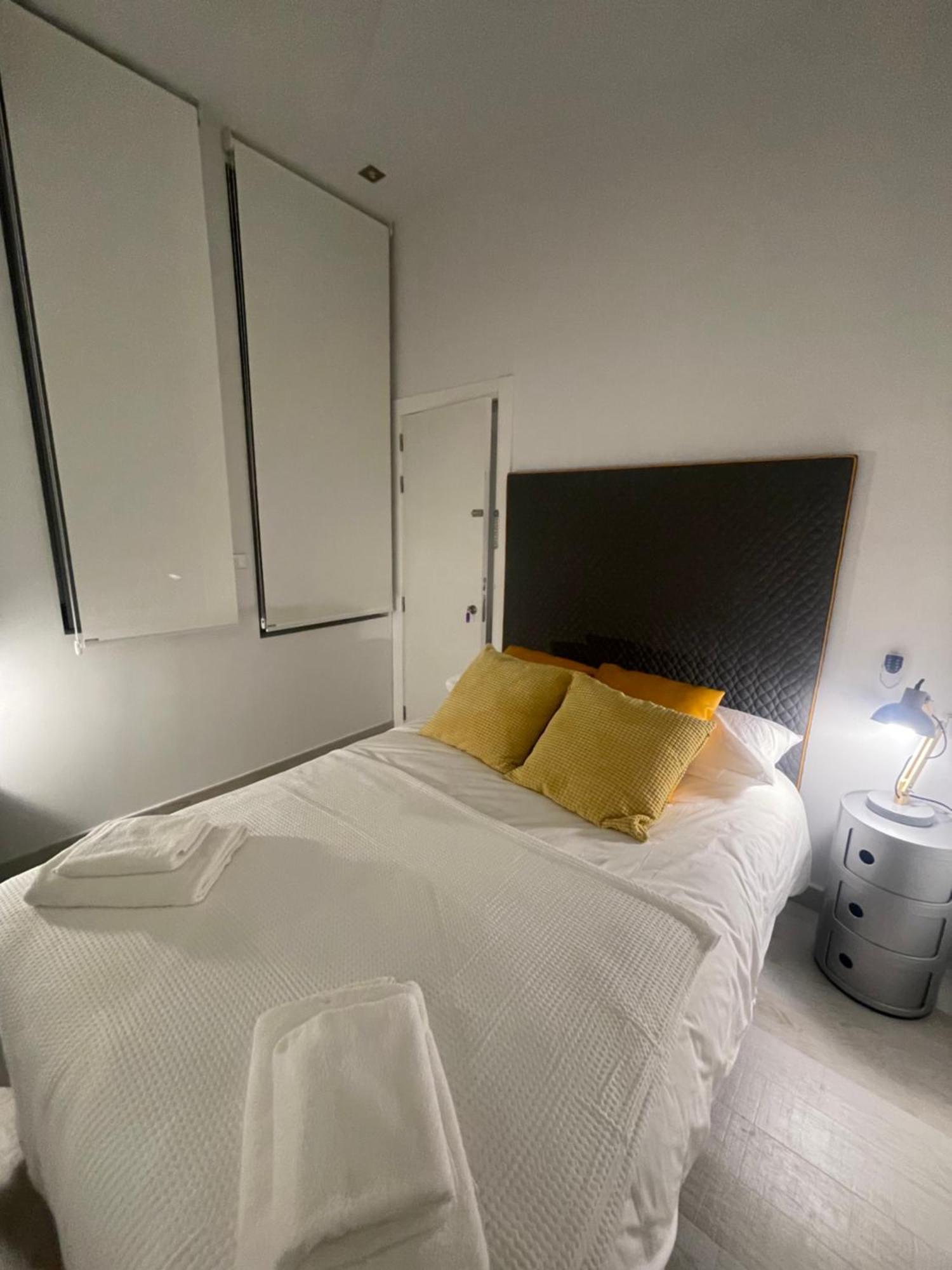 Appartement Casa De Huespedes Almirante Madrid Extérieur photo